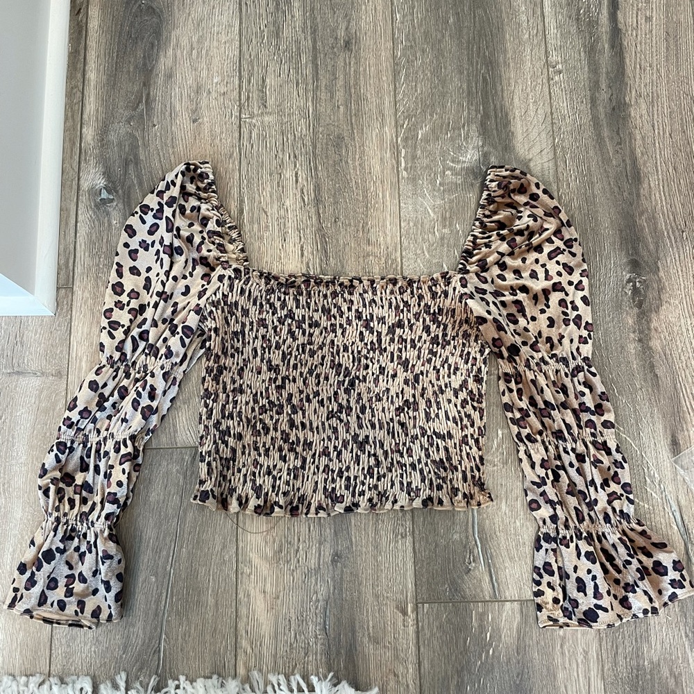 Storia Cheetah Print Long Sleeve Top Size M